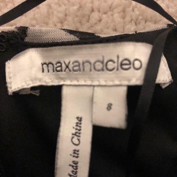 Woman’s dress - Picture 4 of 4